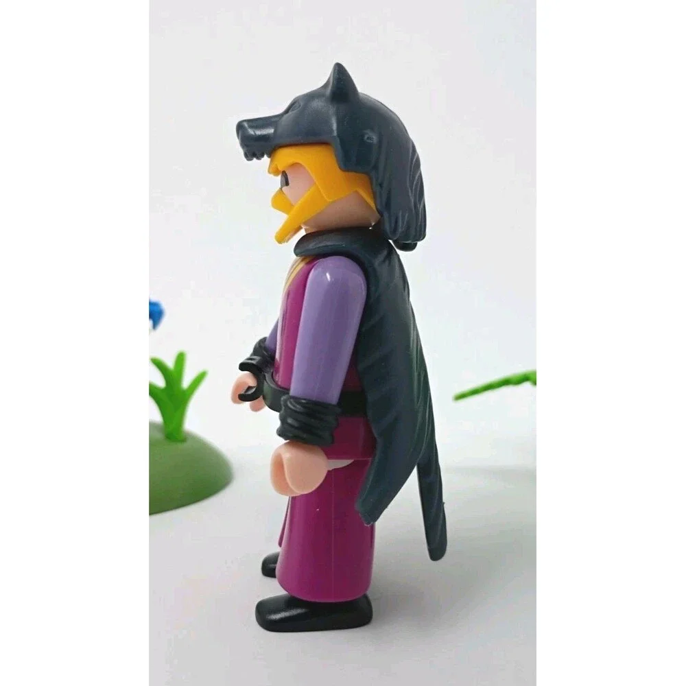 Playmobil 3944 Druid Wizard Magic Enchanted Forest Incomplete